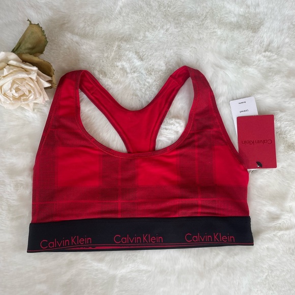 New with tags CALVIN KLEIN Unlined BRALETTE t-back Red w/black design & band Med - Picture 3 of 4